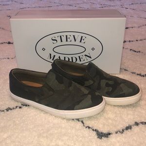 Steve Madden Camo Slip Ons